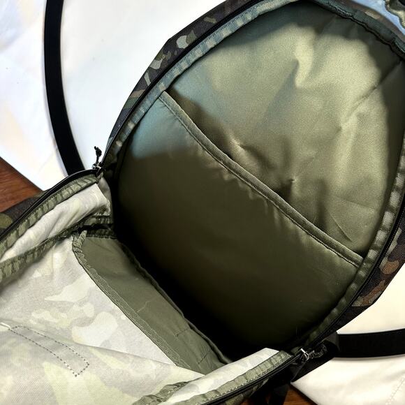 Columbia Olive Camo Unisex Bridgeline 25L Laptop Backpack - Picture 8 of 10